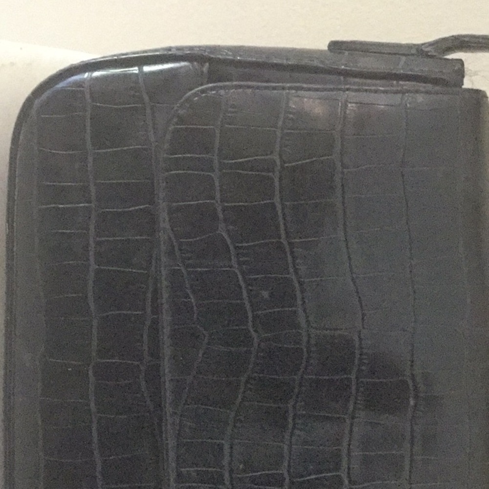 Jones New York dark navy purse - Picture 2 of 8